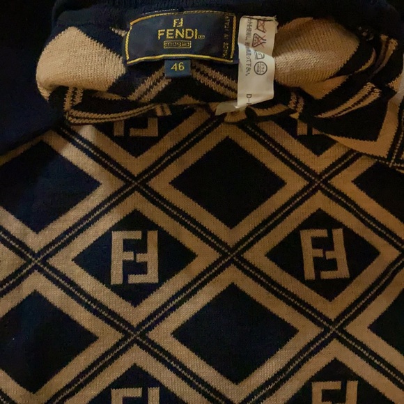 Authentic Classic FENDI turtleneck sweater! - Picture 2 of 3